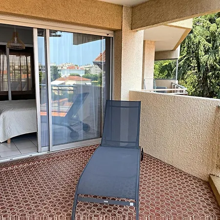 A 2 Pas Des Plages Du Midi 300l Lejlighed Cannes